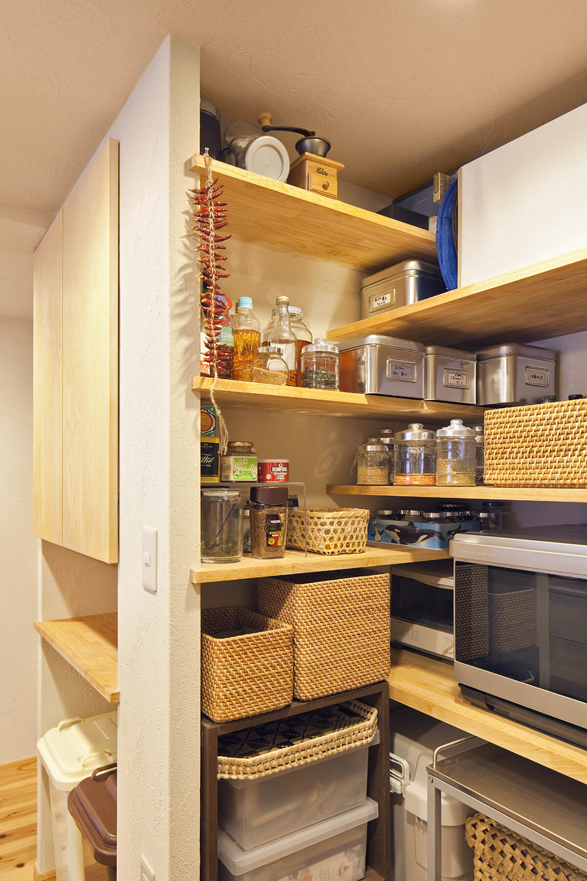 キッチンの造作棚・造作収納の事例