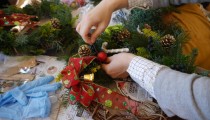 「クリスマスリースをつくろう」