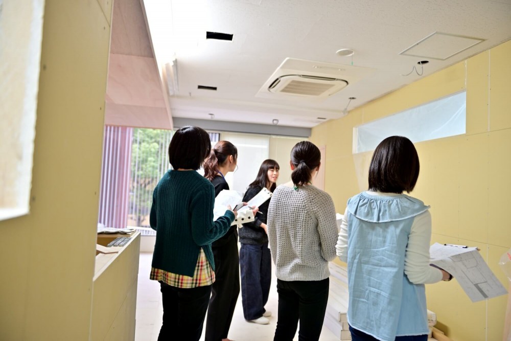 スタッフよもやま日記「1日夢工房体験！春から一緒に働く内定者をリノベーション現場へ案内！未来のたまごたち懇親会」