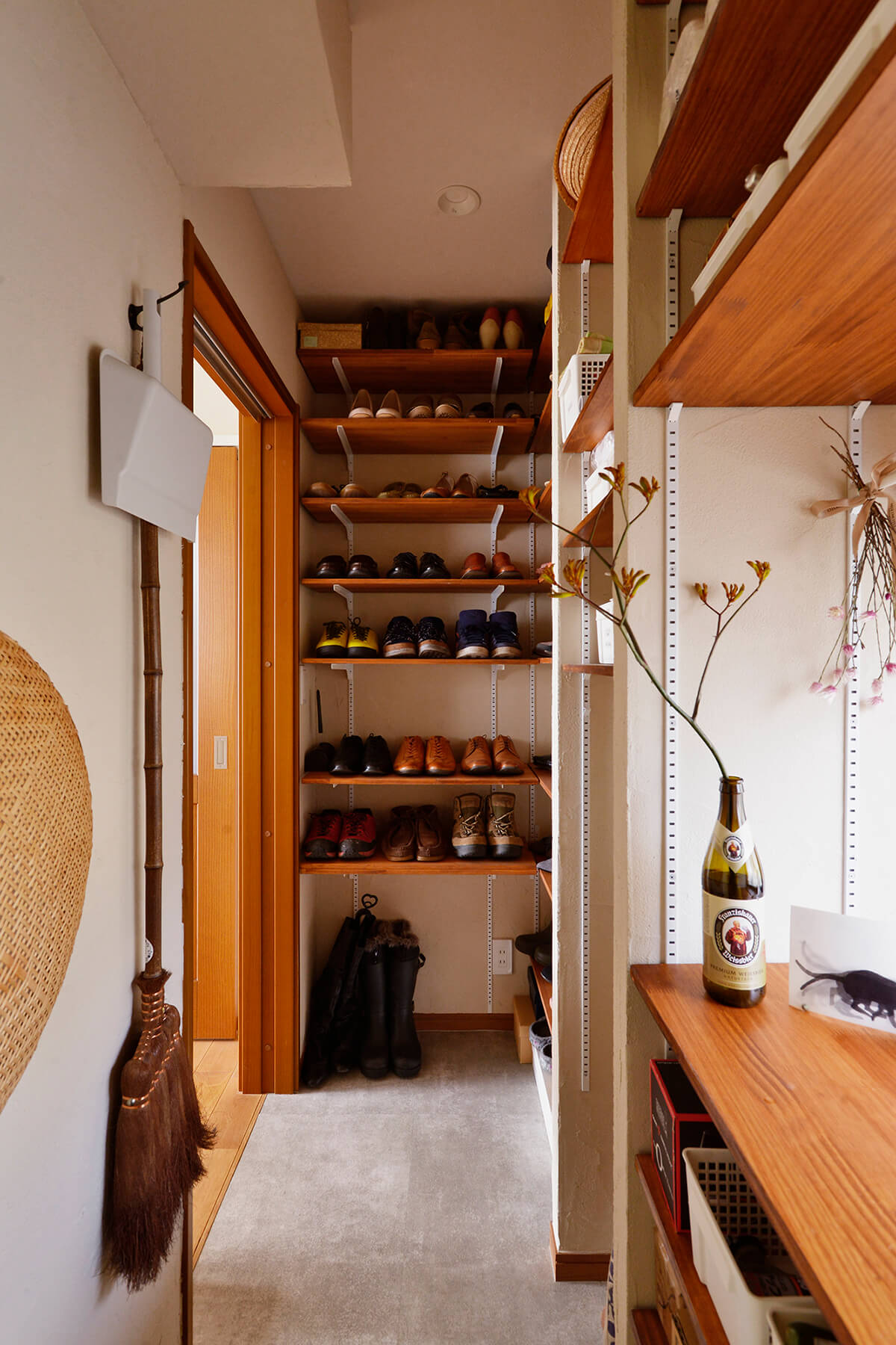 玄関の靴棚・造作棚・造作収納の事例