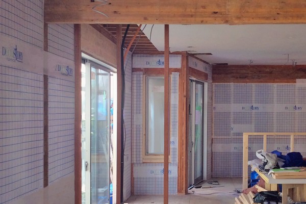 断熱リフォームで住み心地の良い家づくり。工法・種類・性能を解説!