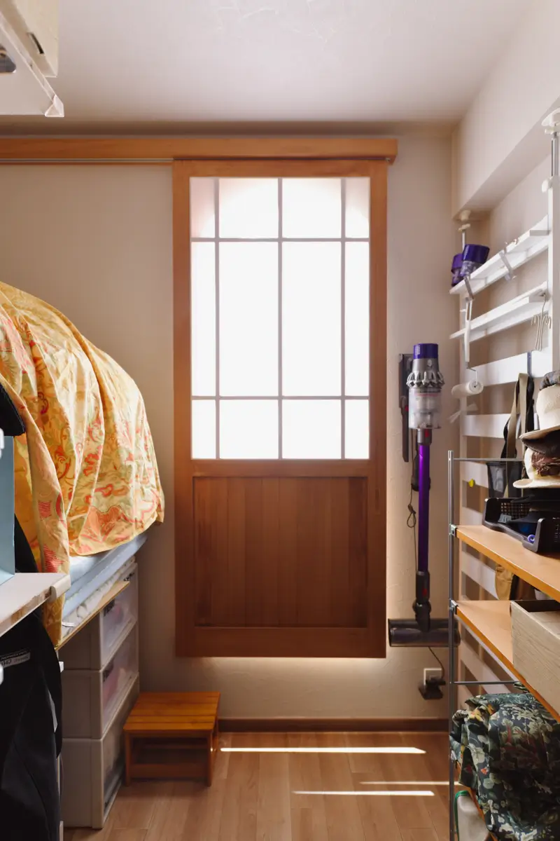 アーチ開口の建具の写真