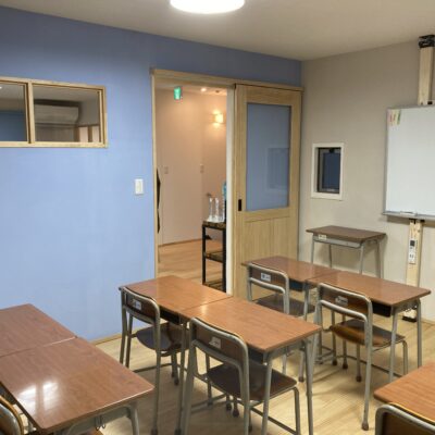 リノベーションコラム「住居を塾にリノベーション | 用途変更の注意点・設計者インタビュー」