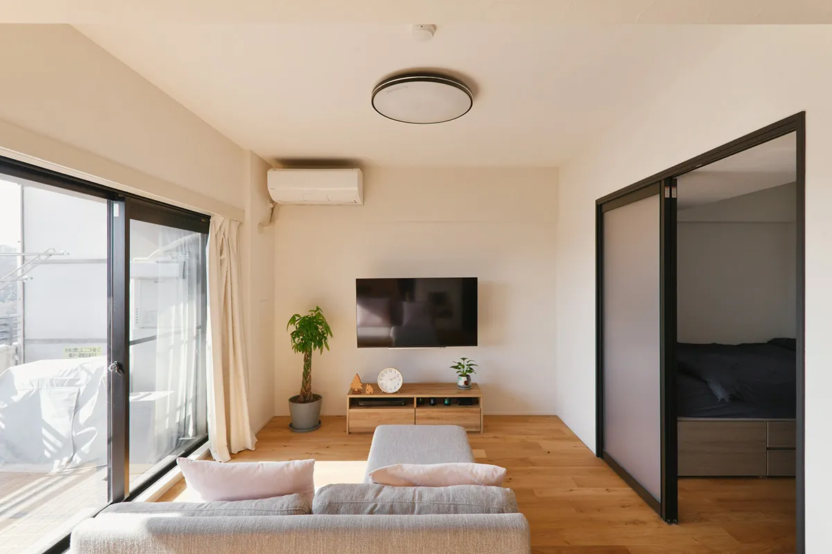 リビング横にワークスペース兼寝室