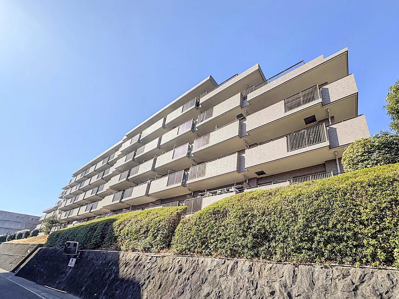 マンション施工事例 神奈川県横浜市港南区「シティクレスト横浜上永谷2番街 6階」 13